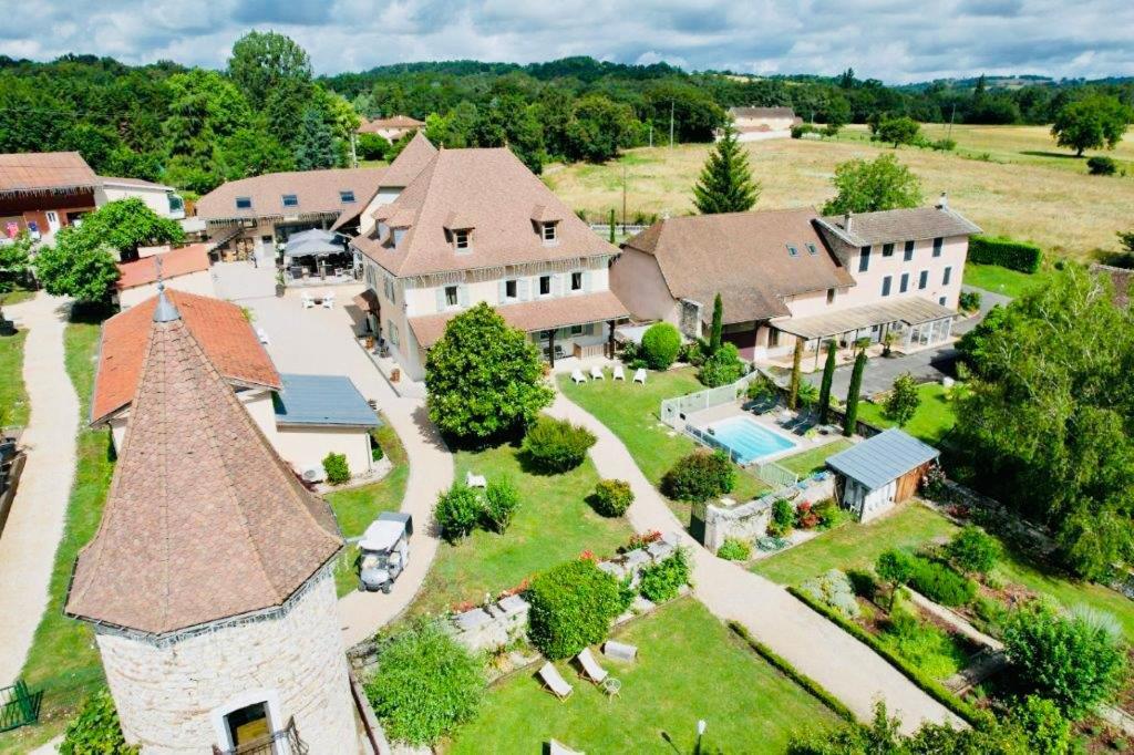 Vignieu Les Villas Du Domaine De Suzel מראה חיצוני תמונה