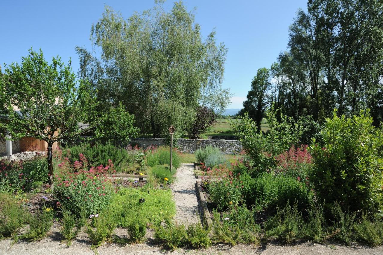 Vignieu Les Villas Du Domaine De Suzel מראה חיצוני תמונה