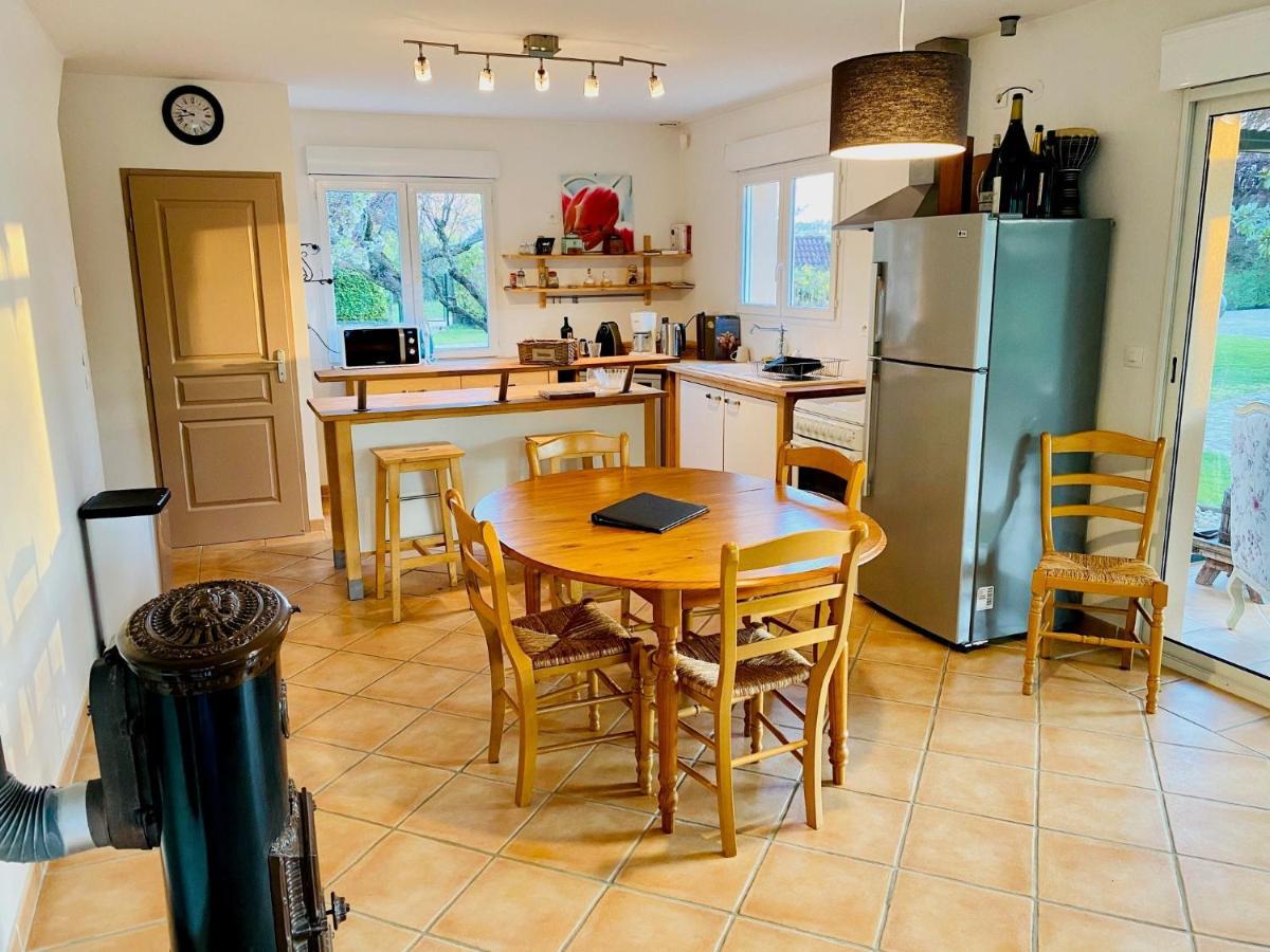 Vignieu Les Villas Du Domaine De Suzel מראה חיצוני תמונה