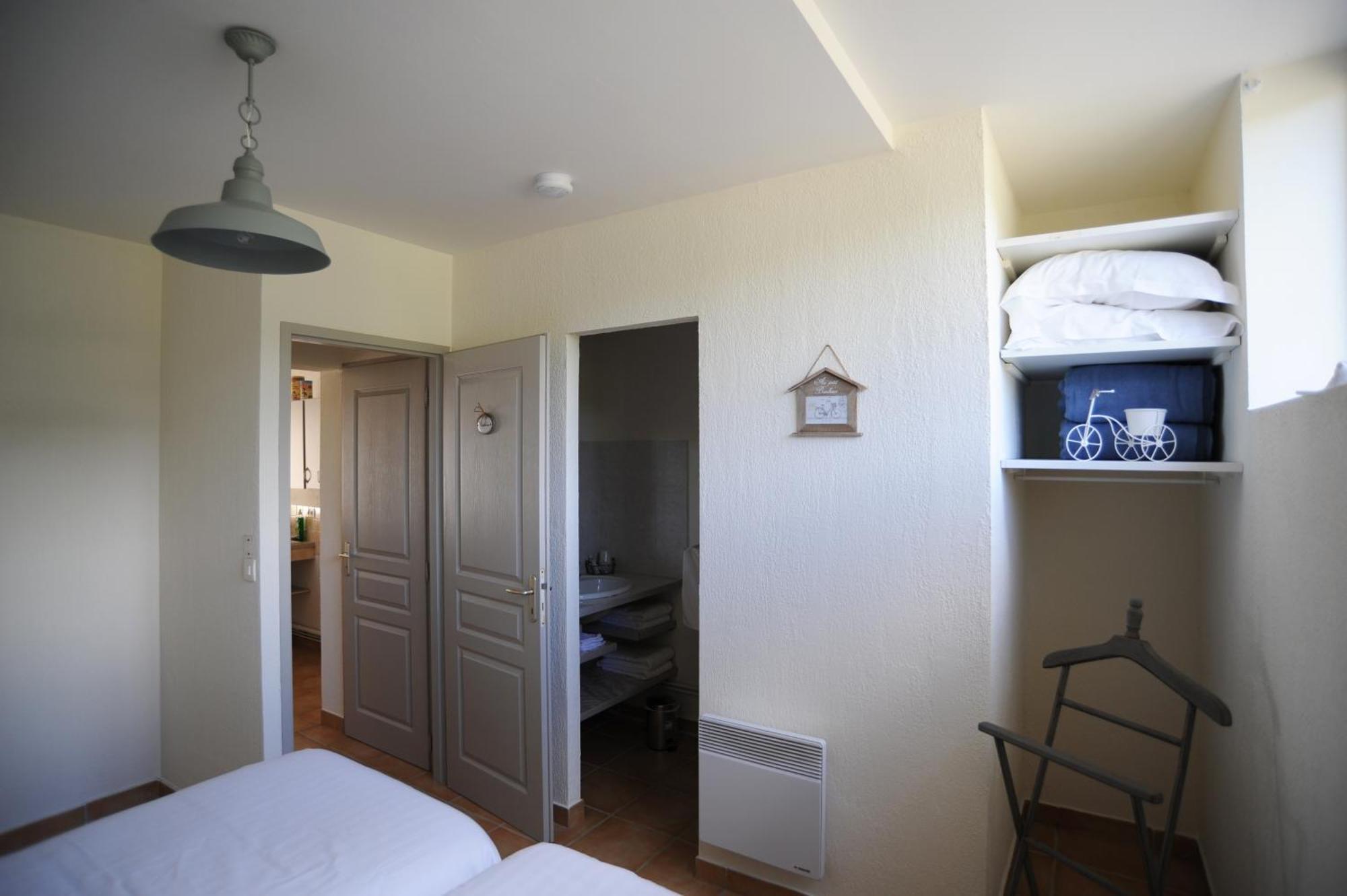 Vignieu Les Villas Du Domaine De Suzel מראה חיצוני תמונה